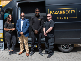 Fazamnesty van in bell square
