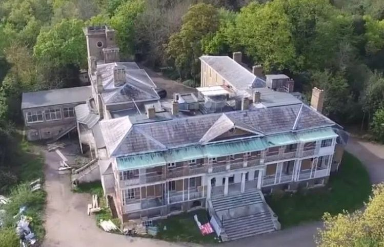 Hanworth Park House aerial image